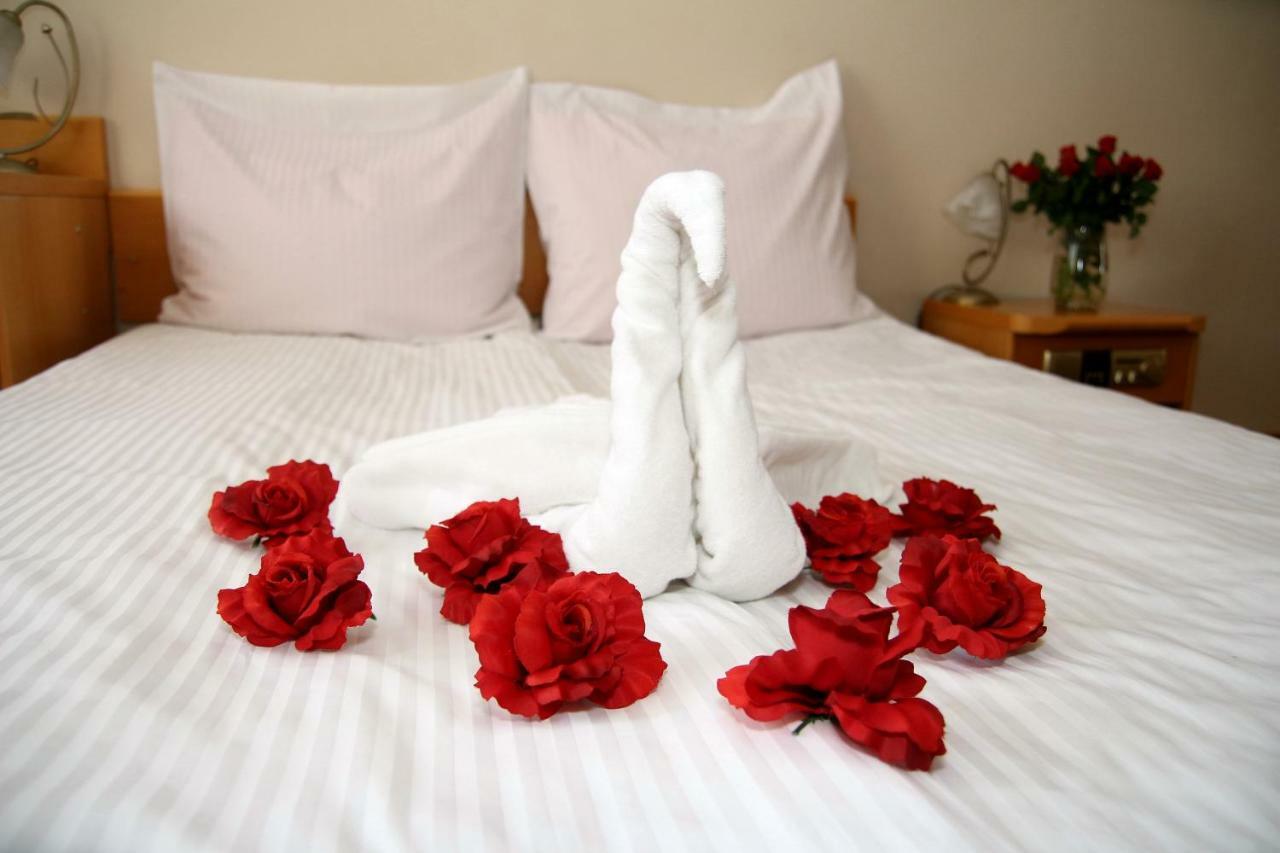 Hotel Ratuszowy Włocławek エクステリア 写真