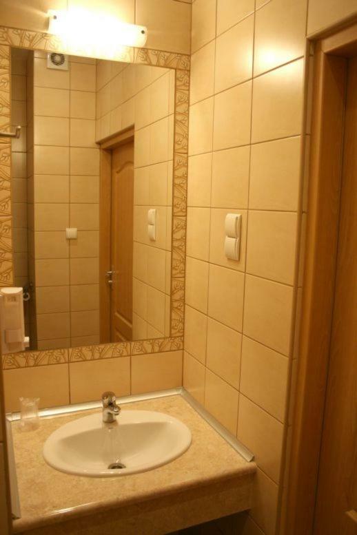 Hotel Ratuszowy Włocławek エクステリア 写真