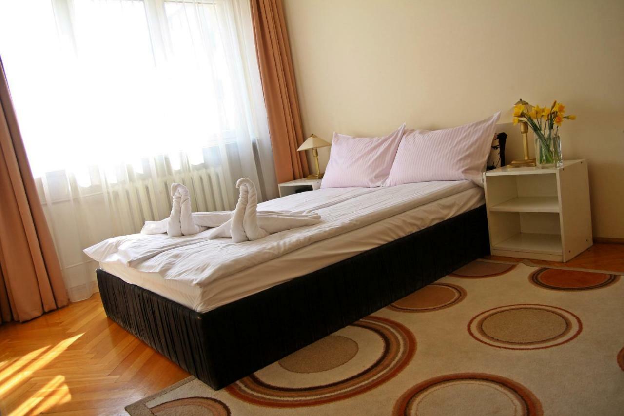Hotel Ratuszowy Włocławek エクステリア 写真
