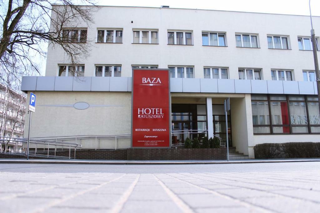 Hotel Ratuszowy Włocławek エクステリア 写真